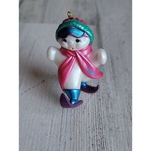 Hallmark 1995 sister snowman skiing ornament Xmas